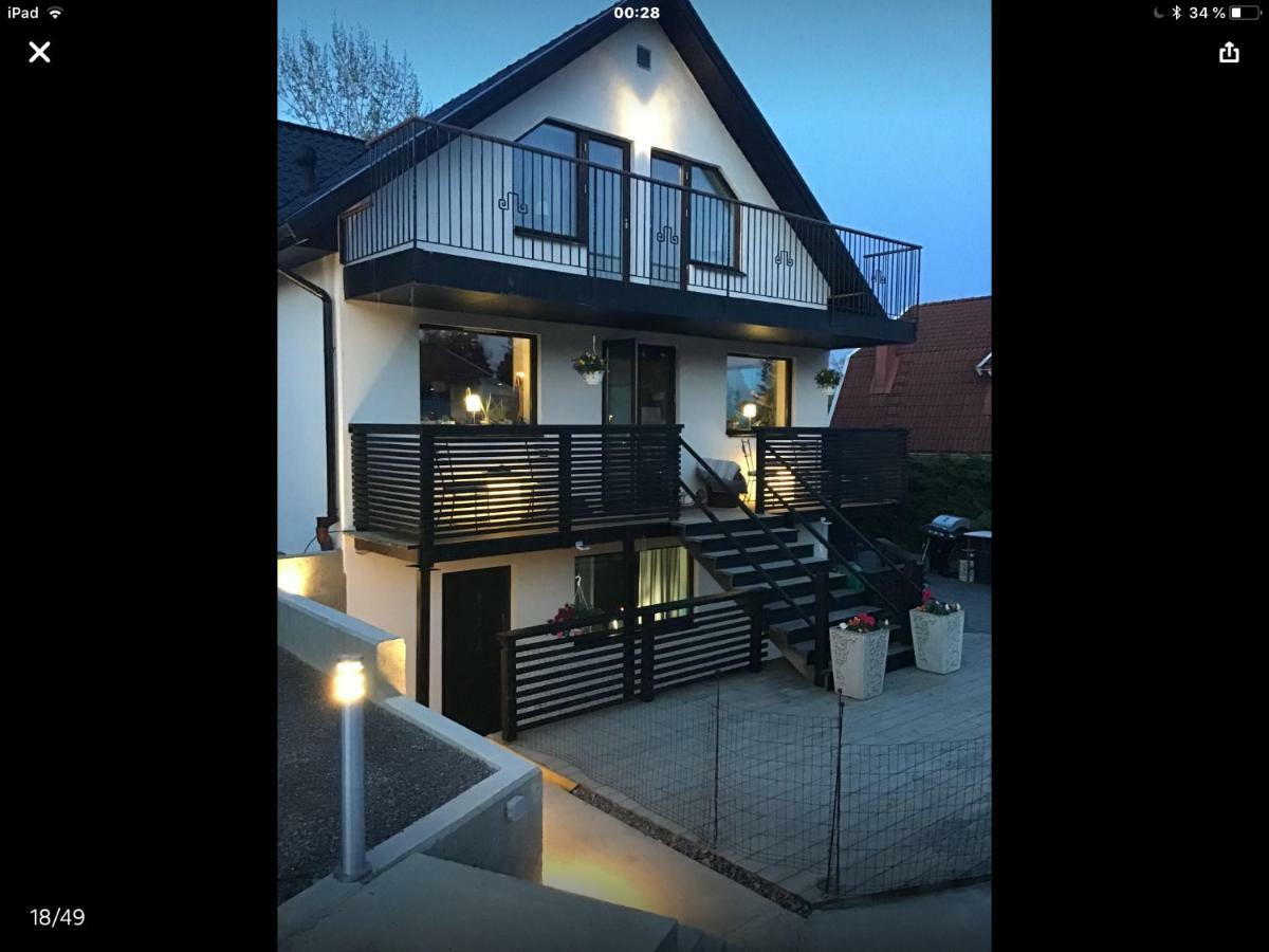 Lagenhet I Villa Pa Fornudden Tyreso Экстерьер фото